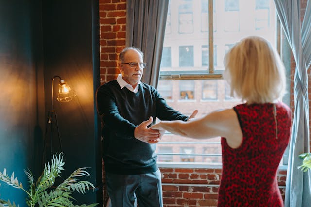 West Coast Swing dance lessons at Arthur Murray Montclair